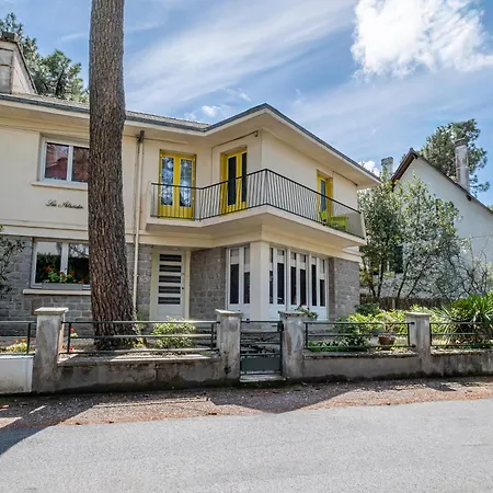 Les Alseides - Appt A 200 M De La Apartment